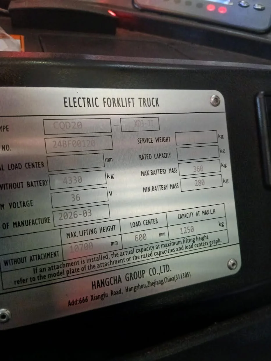 Customer photo of Hangcha CQD20-XD3-JI forklift nameplate showing serial 24BF00120 and 36V