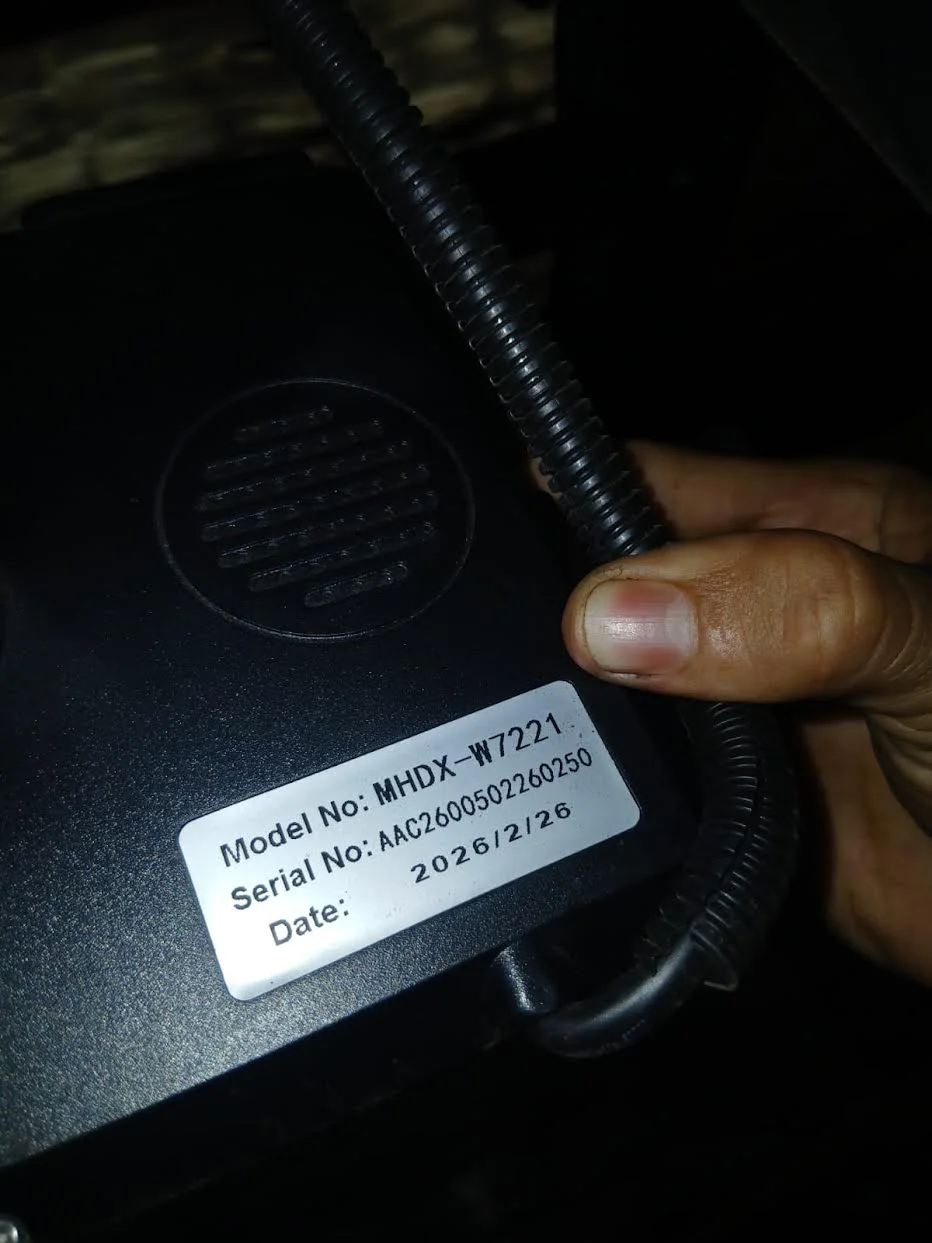 Customer photo of MHDX-W7221 monitor label on the installed Hangcha receiver monitor