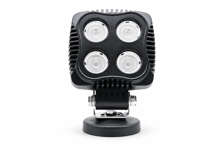 Product presentation based on NOVA imagery: NOVA NW-S4 four-optic work light
