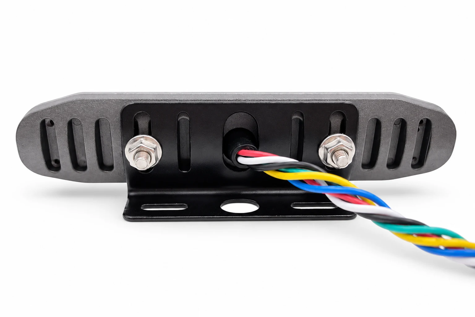 Source-based rear presentation of an O6 lamp attached to its L-bracket example, with visible cable and fasteners