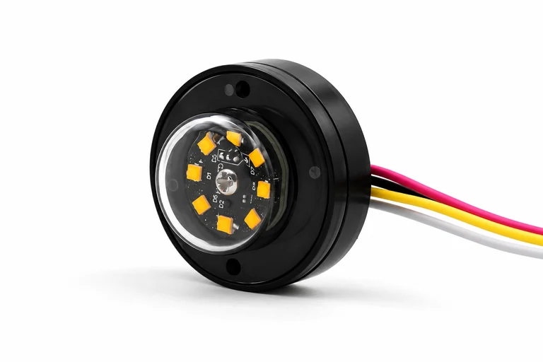 Product presentation based on NOVA imagery: NOVA H8 hideaway strobe light