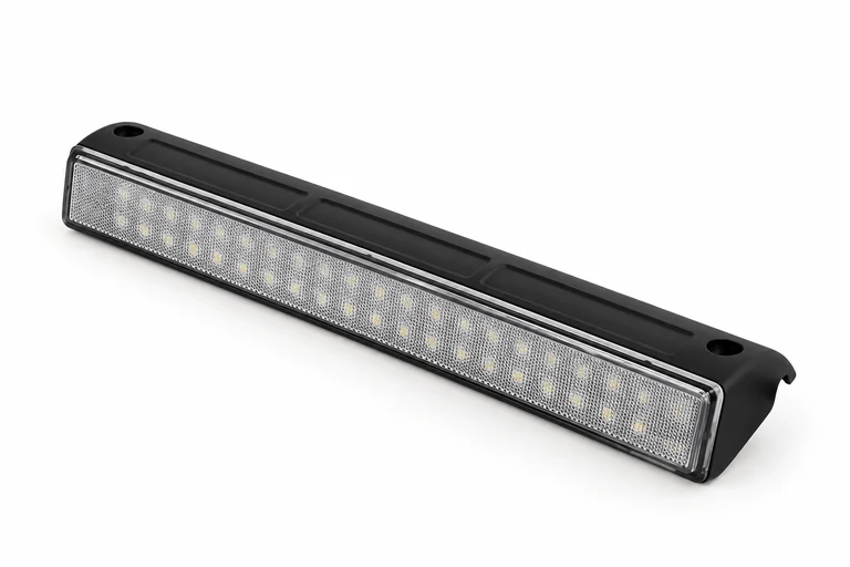 Product presentation based on NOVA imagery: NOVA NW-L40 flood work light