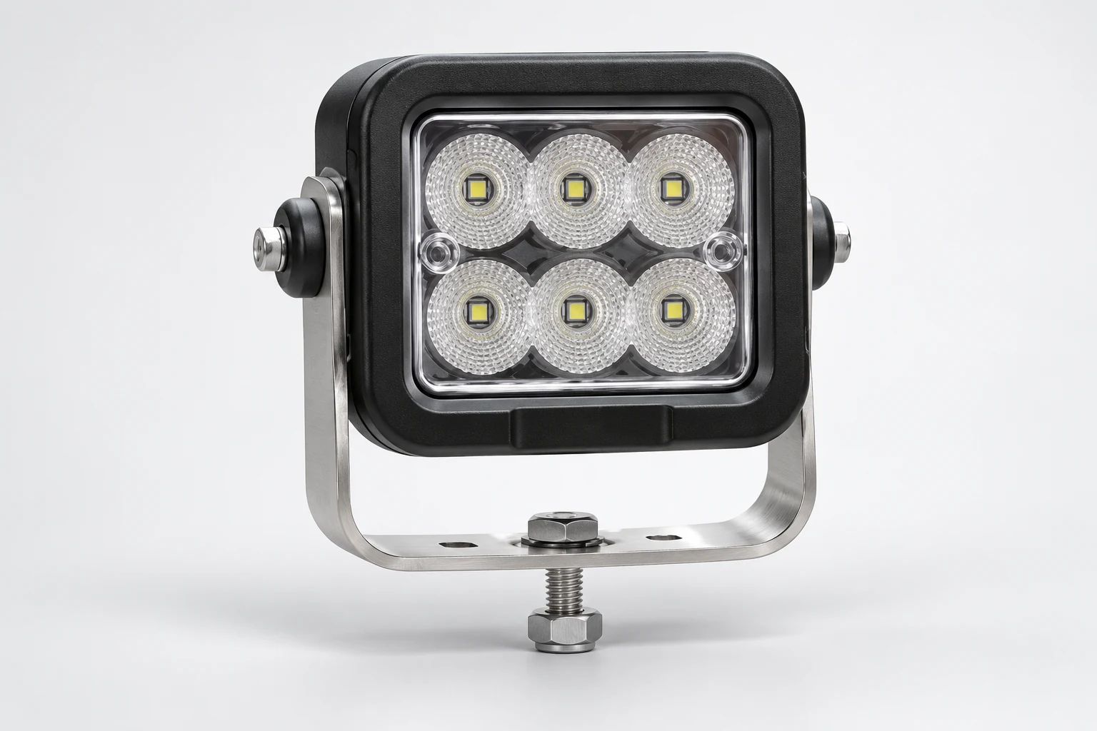 NW-FM60 reference presentation with 6 circular optics and the source-style mounting bracket